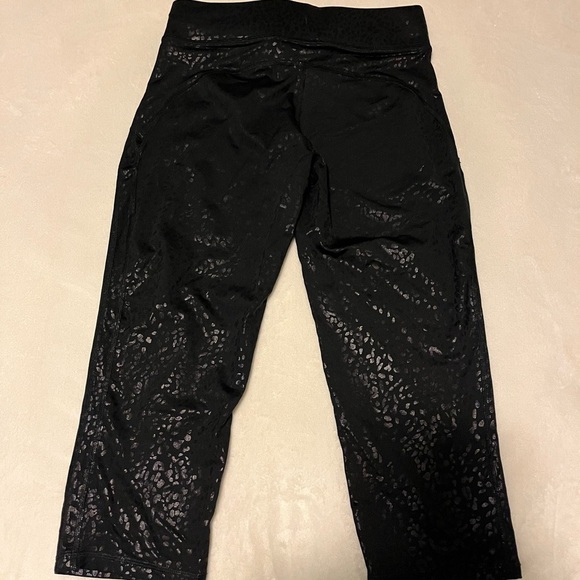 Black Cheetah Leggings - Picture 3 of 5